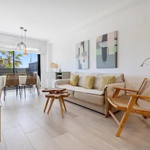 https://hauzify-i-apartament-corine-colette.catalonia-hotels.com